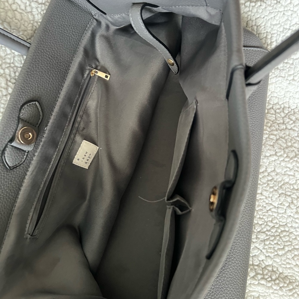 Grey Tote - Picture 3 of 7